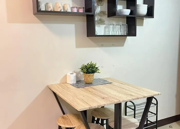 Walking Distance Across Naia T3 Airport *